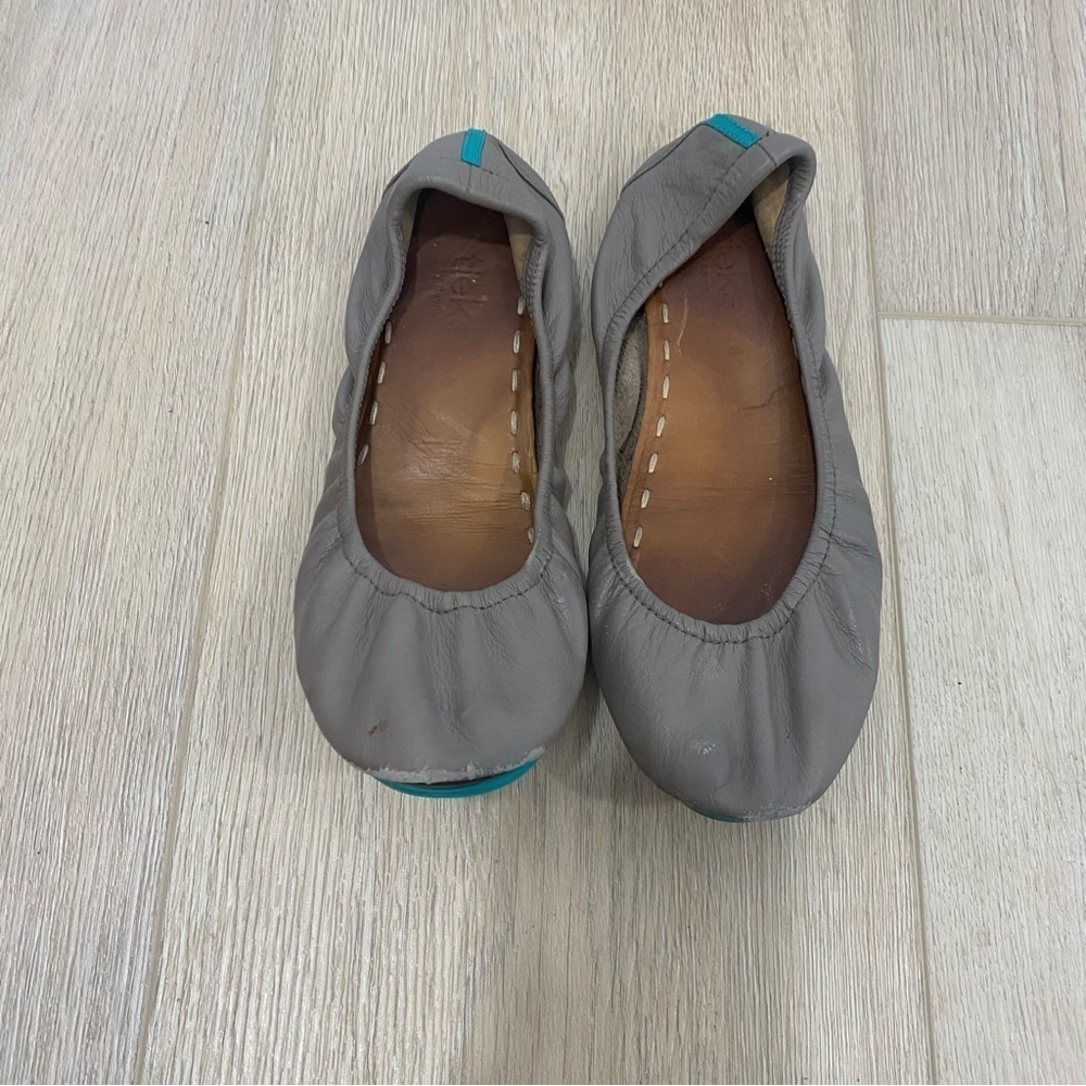 Tieks Taupe Gray Leather Ballet Flats